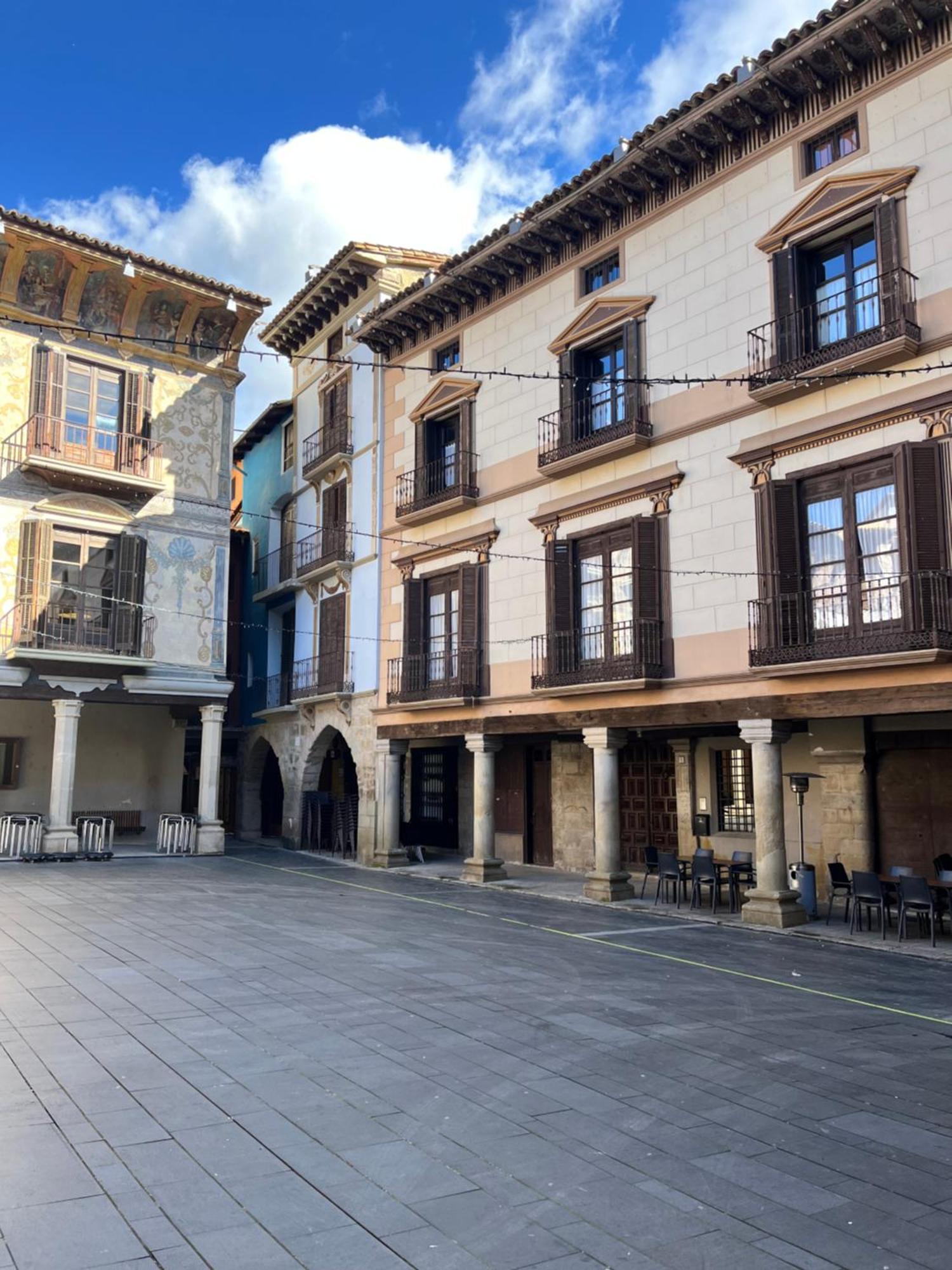 Apartamentos Angelus Plaza Mayor De グラウス エクステリア 写真