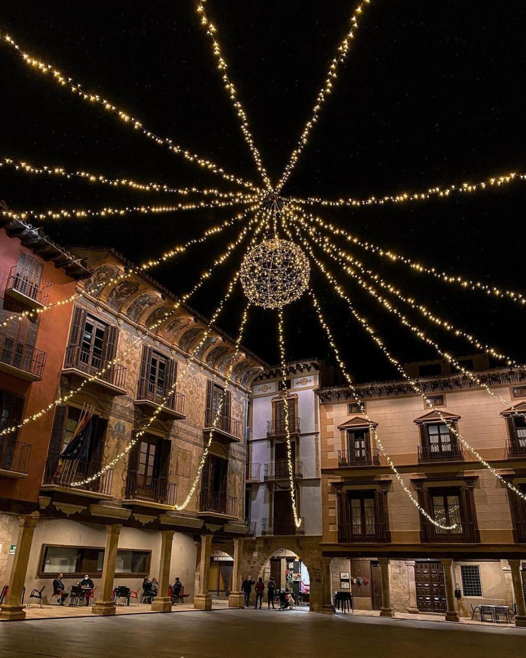 Apartamentos Angelus Plaza Mayor De グラウス エクステリア 写真