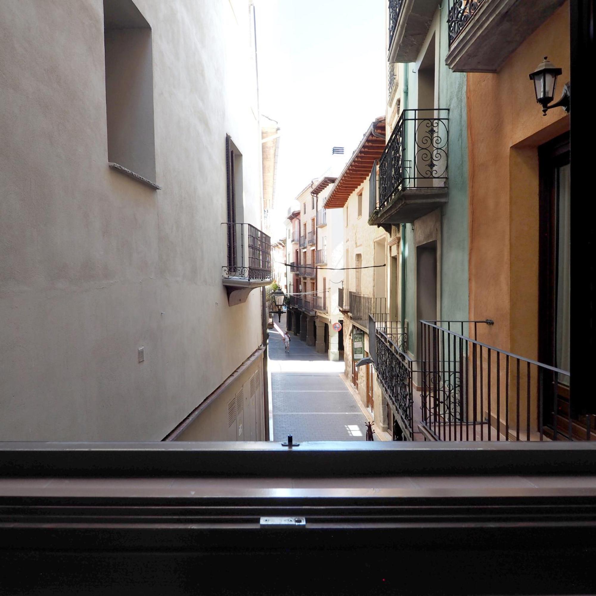 Apartamentos Angelus Plaza Mayor De グラウス エクステリア 写真