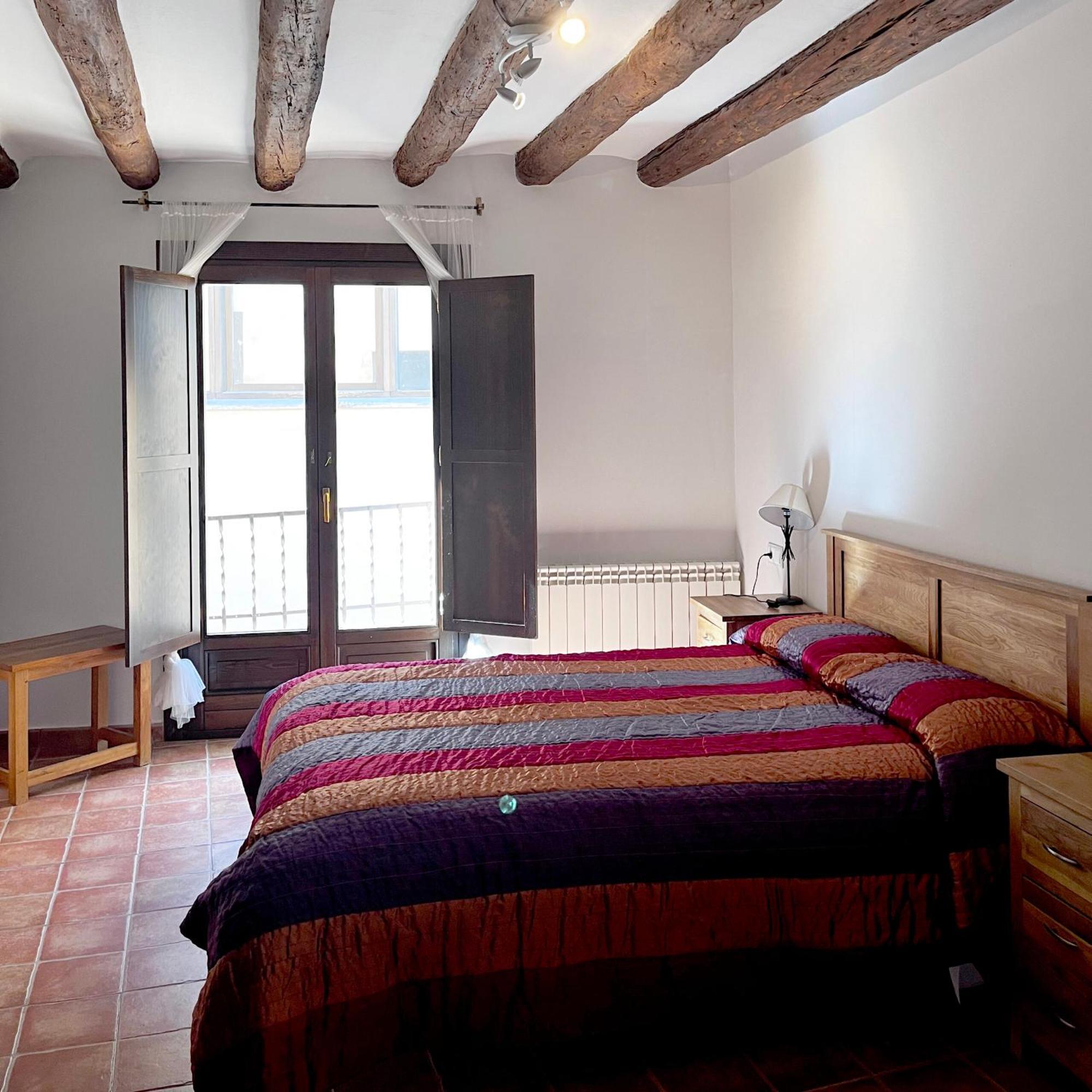 Apartamentos Angelus Plaza Mayor De グラウス エクステリア 写真